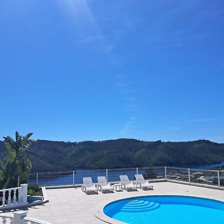 Lago Azul Villas Ferreira do Zêzere Екстериор снимка