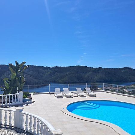 Lago Azul Villas Ferreira do Zêzere Екстериор снимка