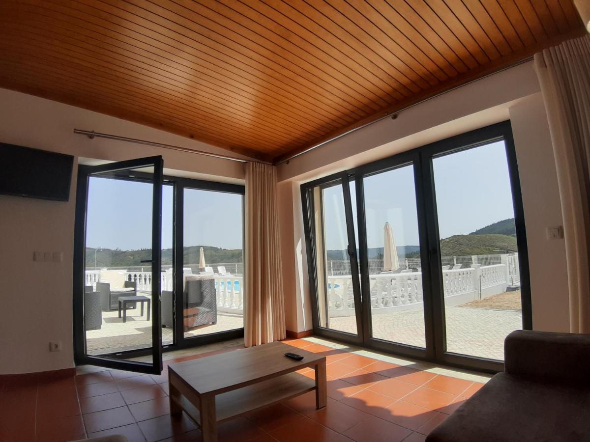 Lago Azul Villas Ferreira do Zêzere Екстериор снимка