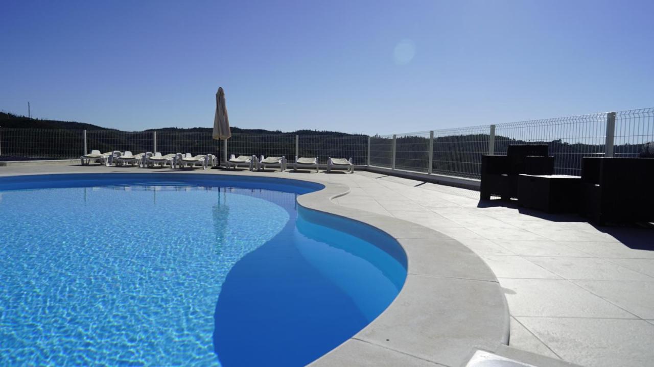 Lago Azul Villas Ferreira do Zêzere Екстериор снимка