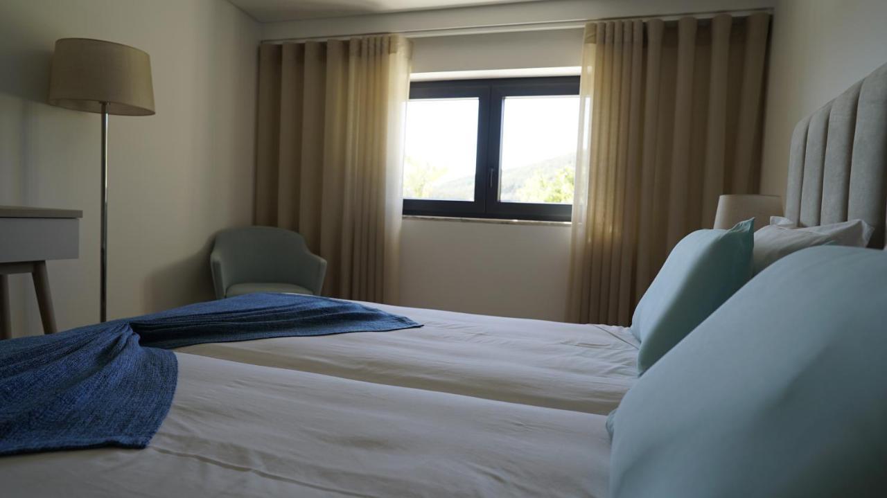 Lago Azul Villas Ferreira do Zêzere Екстериор снимка