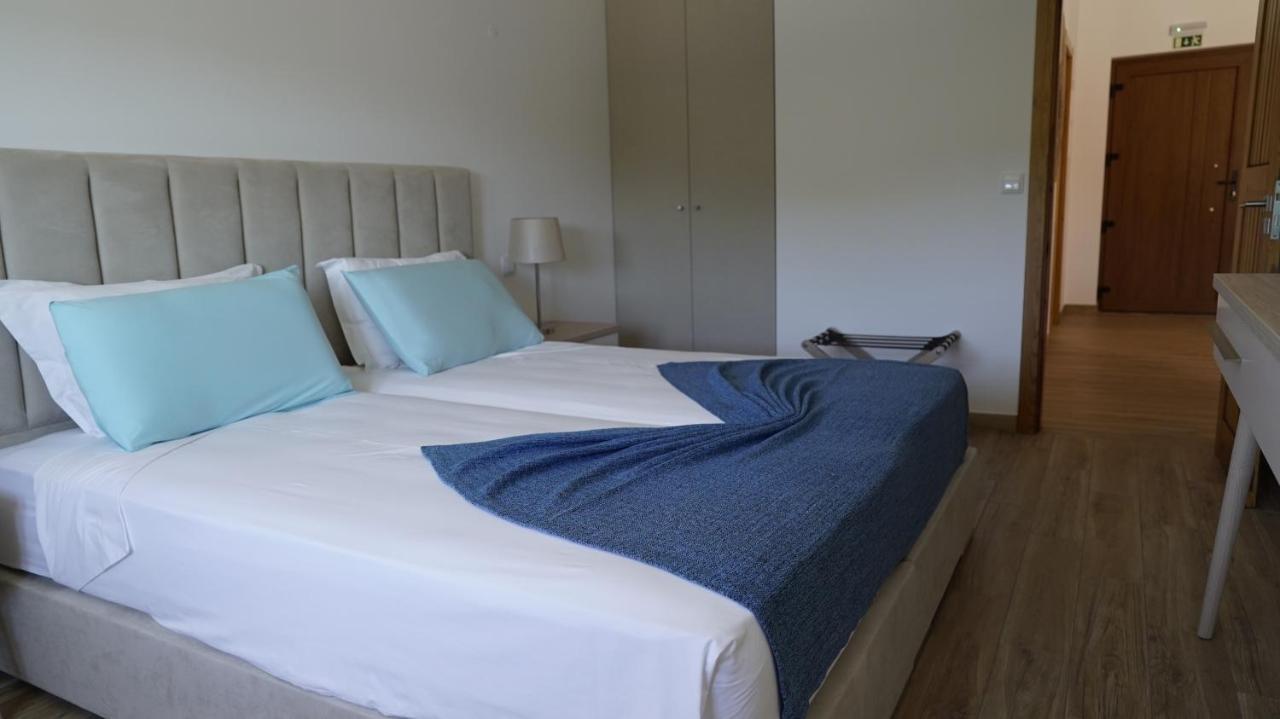 Lago Azul Villas Ferreira do Zêzere Екстериор снимка