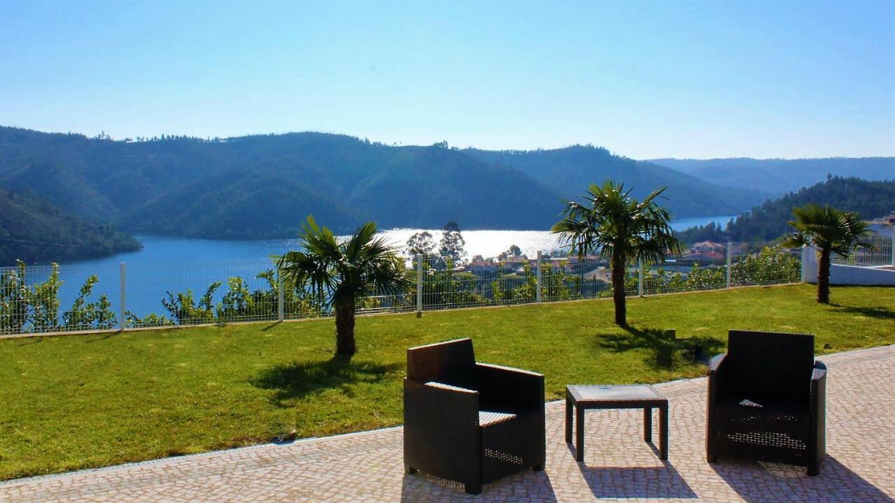Lago Azul Villas Ferreira do Zêzere Екстериор снимка