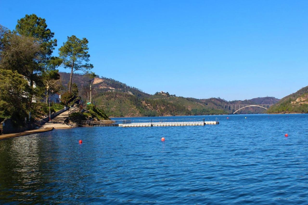 Lago Azul Villas Ferreira do Zêzere Екстериор снимка